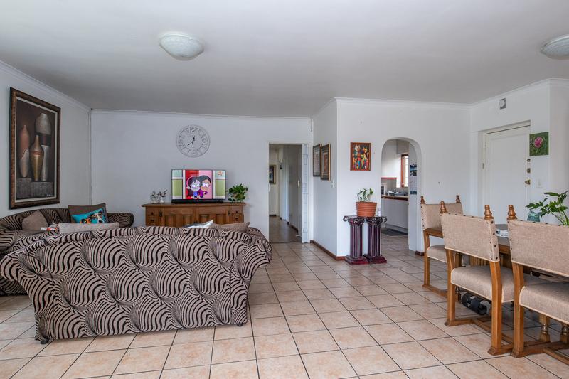To Let 3 Bedroom Property for Rent in Kirstenhof Western Cape